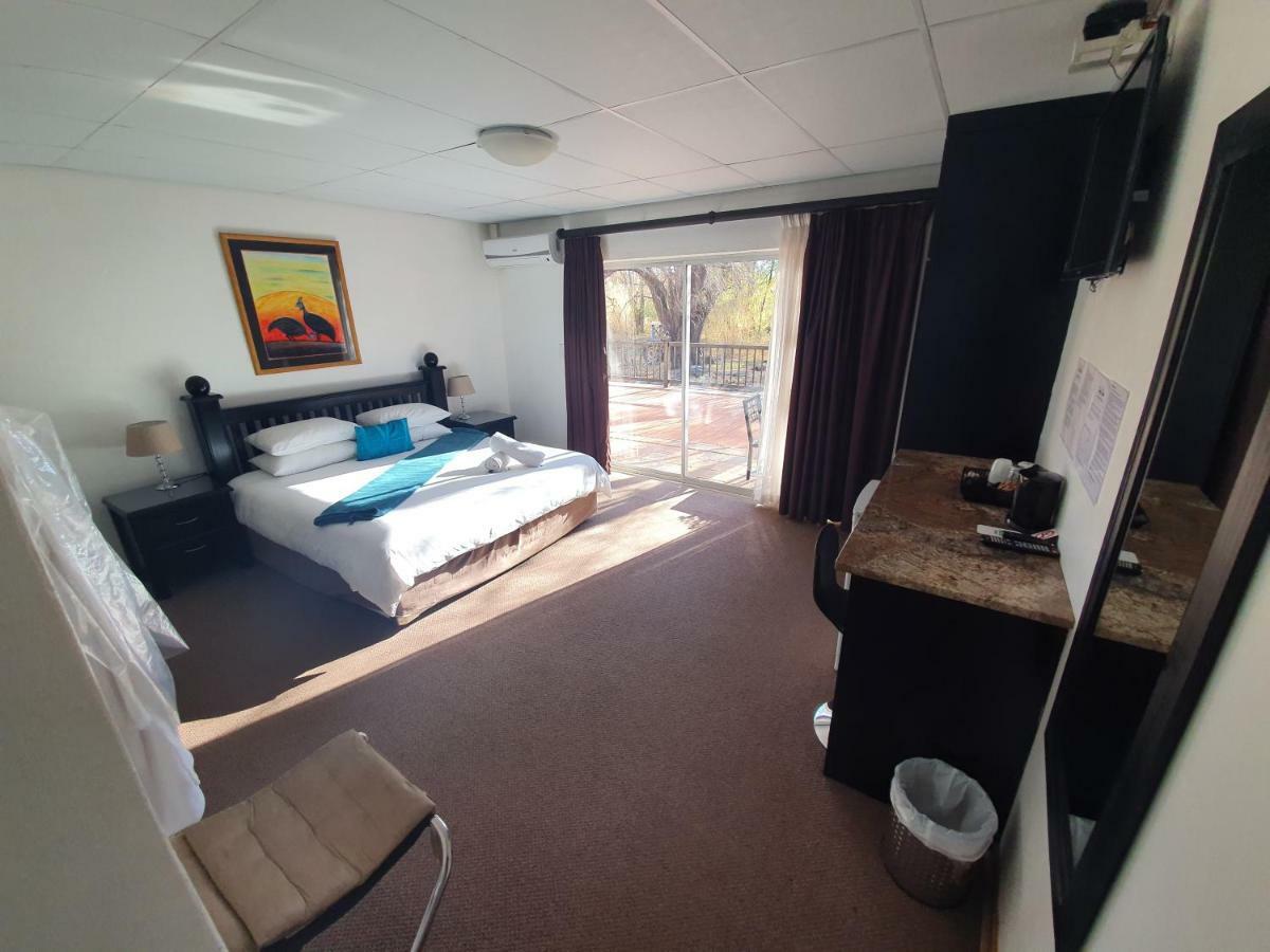 Leach Lodge Kuruman Εξωτερικό φωτογραφία