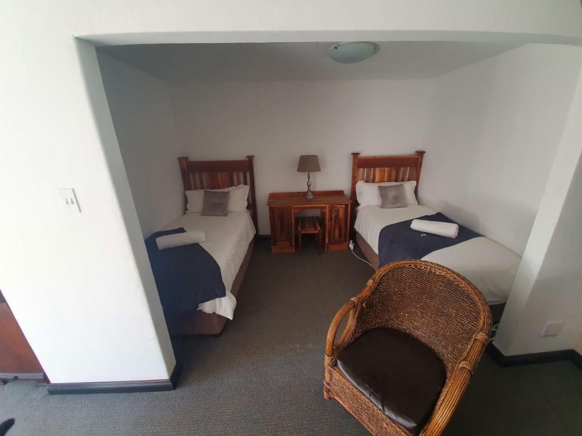 Leach Lodge Kuruman Εξωτερικό φωτογραφία