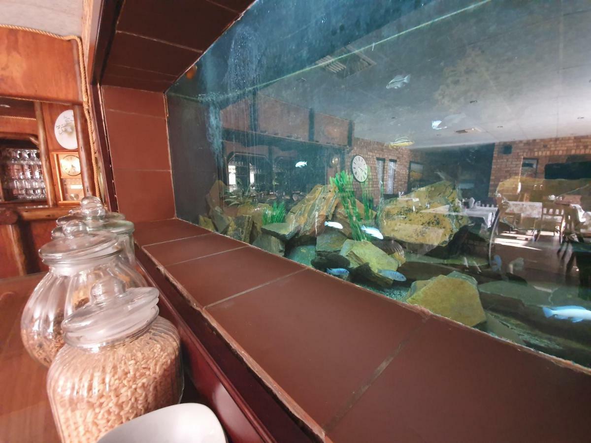 Leach Lodge Kuruman Εξωτερικό φωτογραφία