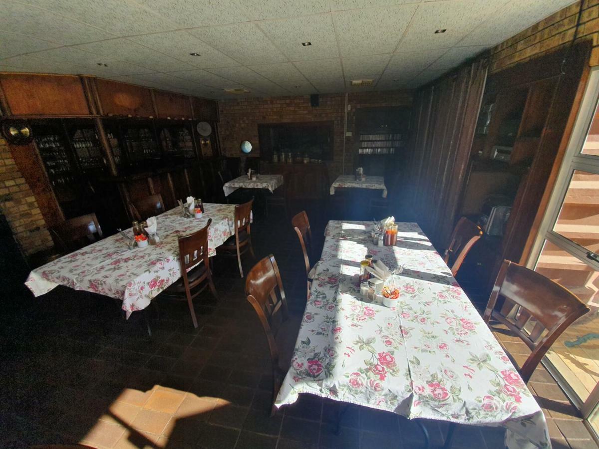 Leach Lodge Kuruman Εξωτερικό φωτογραφία